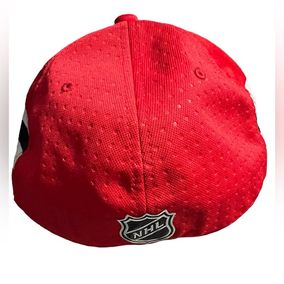 ⭐️ Chicago Blackhawks  fitted Hat large / XL ⭐️ - Picture 3 of 5